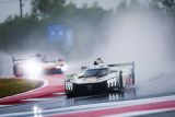 Vozy Peugeot 9X8 předvedly skvělý návrat do FIA WEC, v Texasu dojely na 3. a 4. místě